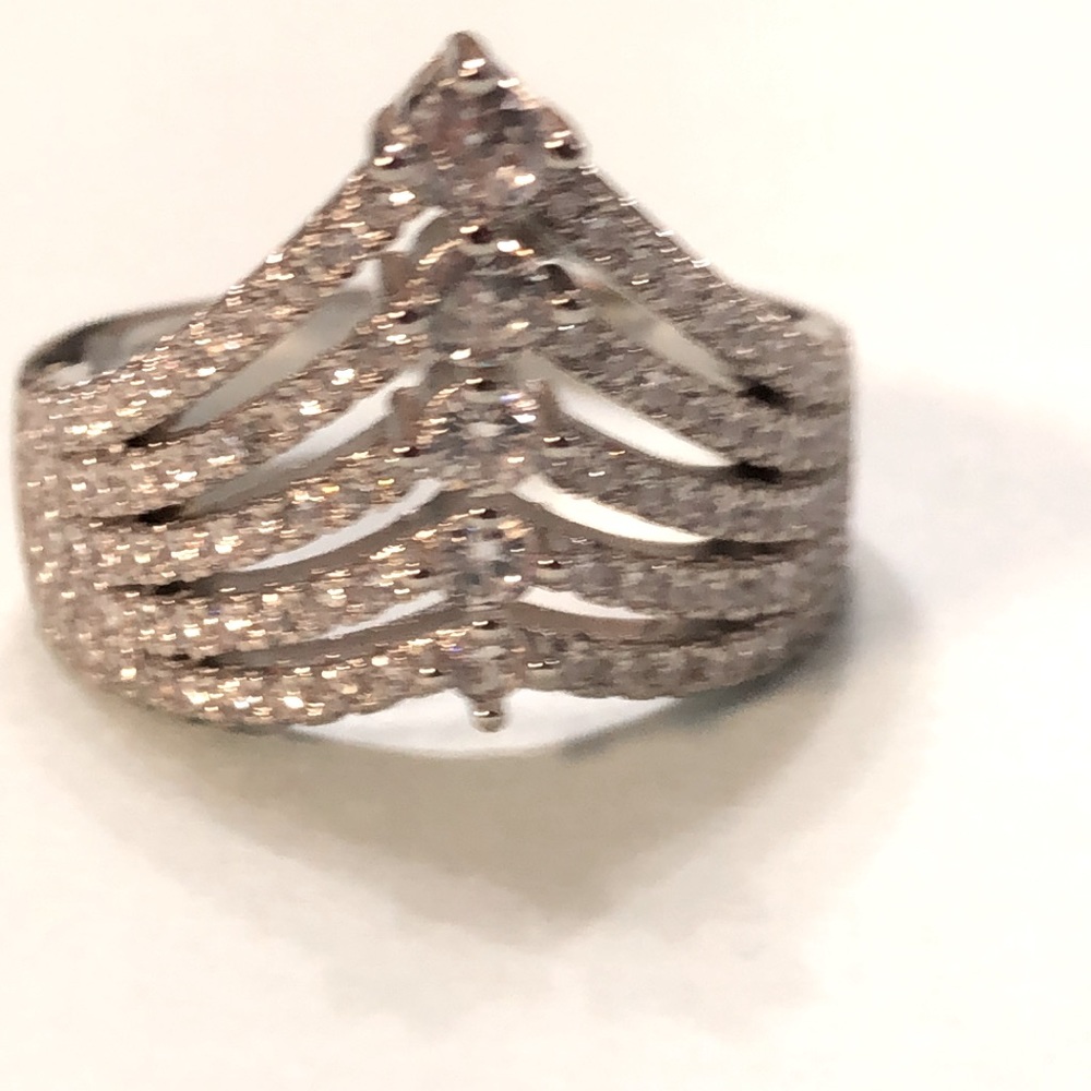 Size7 tiered ring NWOT